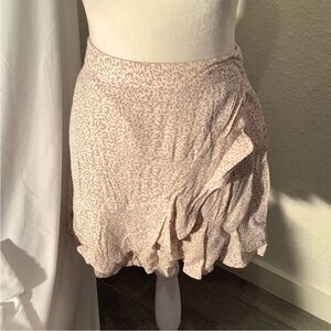 Sim & Sam NEW WITH TAGS Peach & Grey Leopard Print. Summer Fun Skirt. 16” Long